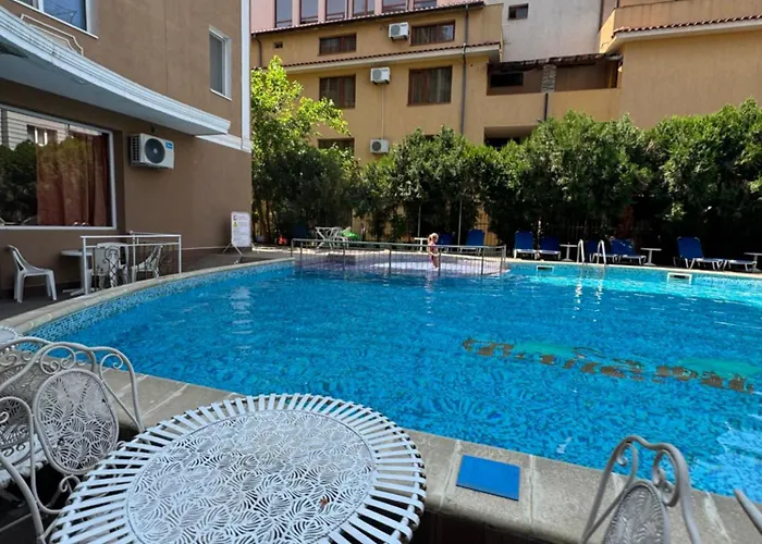 At Sunny * Napospart